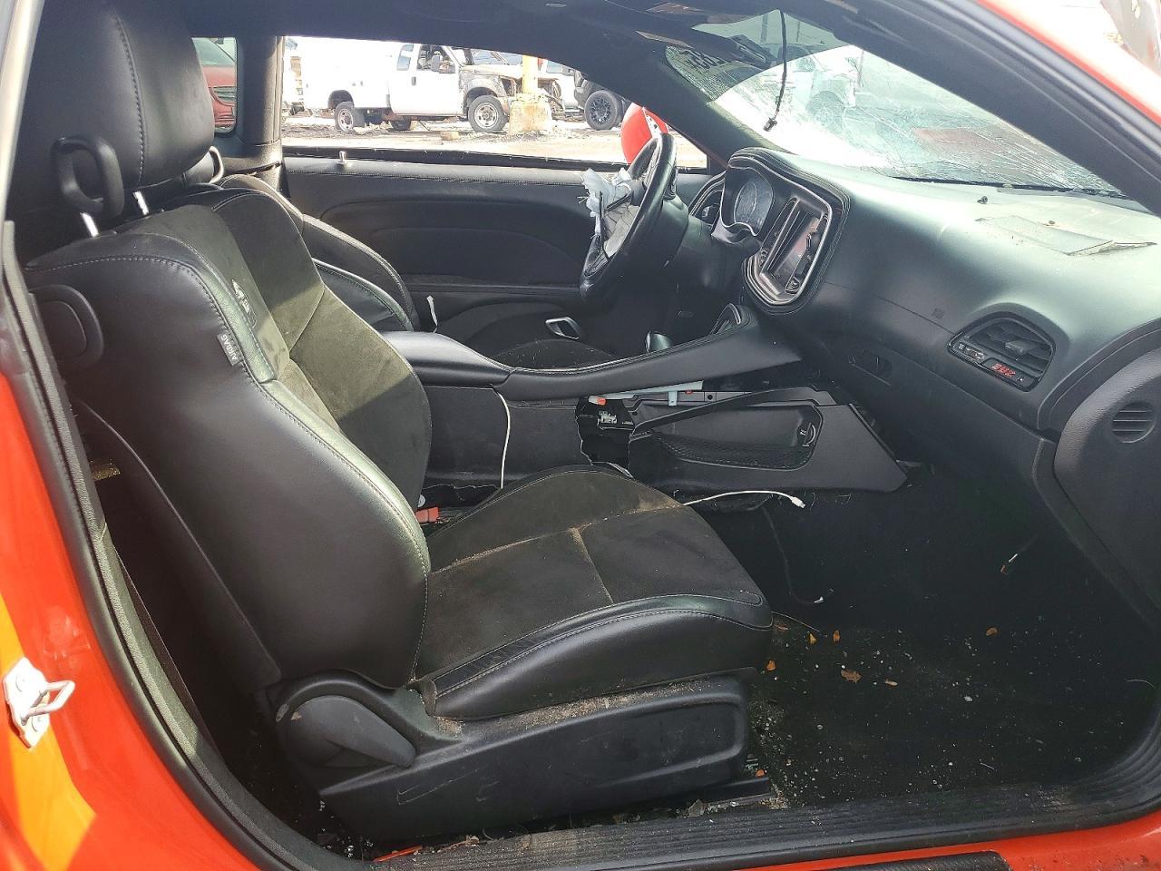 2021 Dodge Challenger r