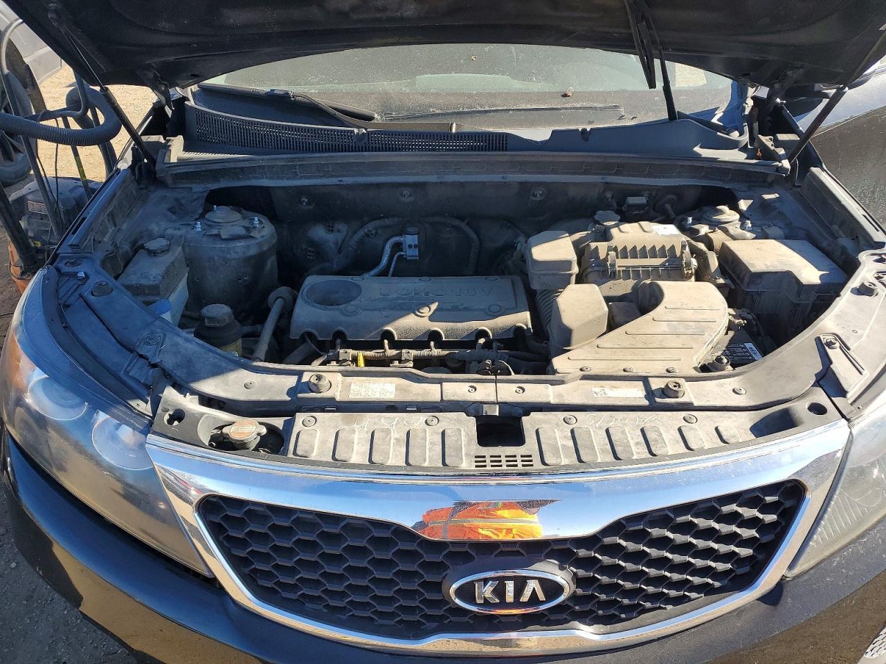 2011 KIA Sorento lx