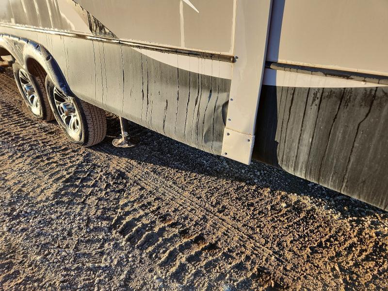 2016 Keystone Montana Camper