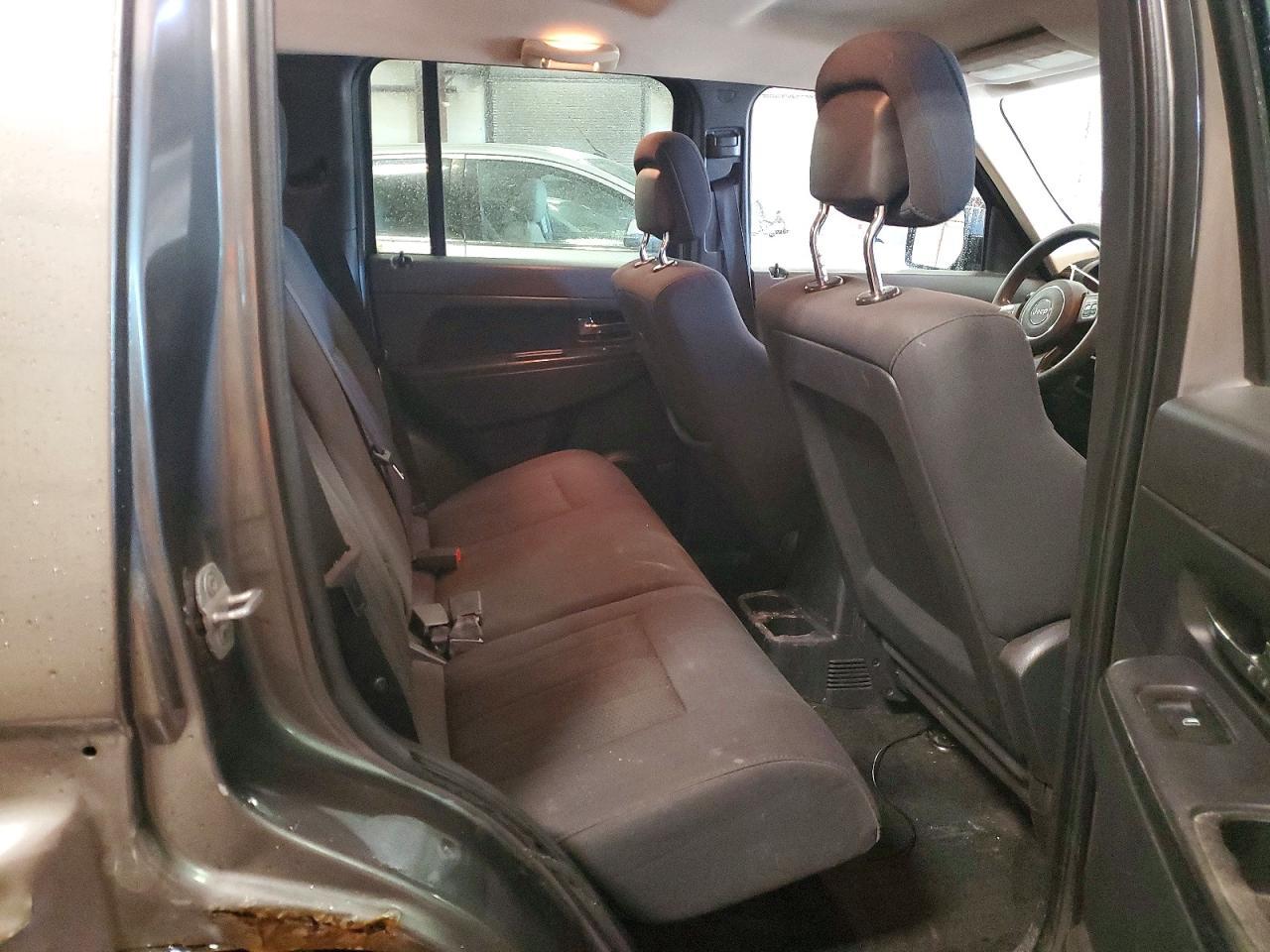 2012 Jeep Liberty Sport