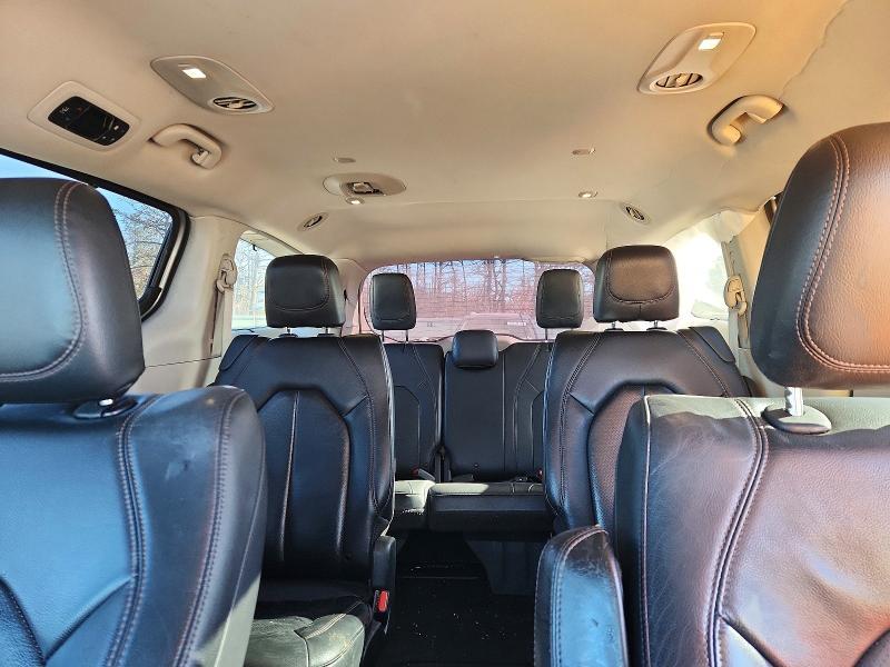 2020 Chrysler Pacifica Touring l