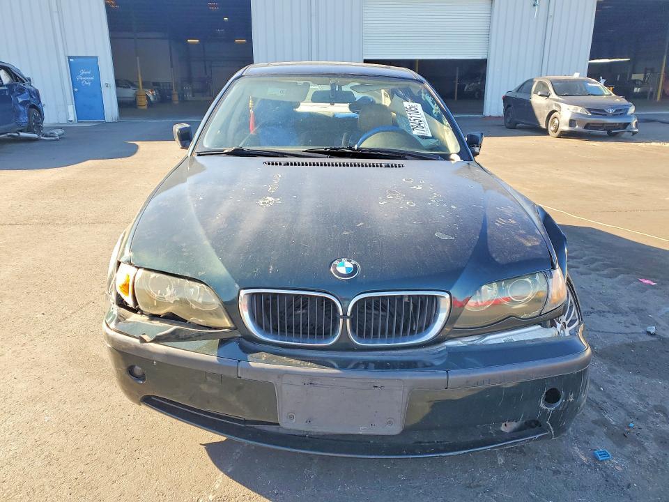 2002 BMW 325 xi