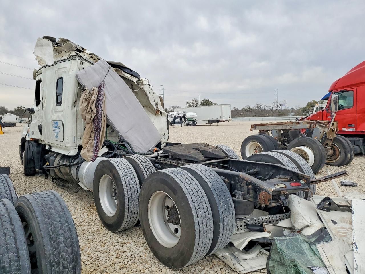 2020 Freightliner Cascadia 126