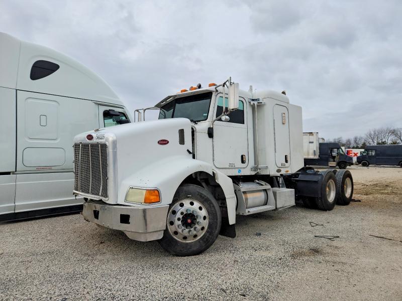 2005 Peterbilt 385