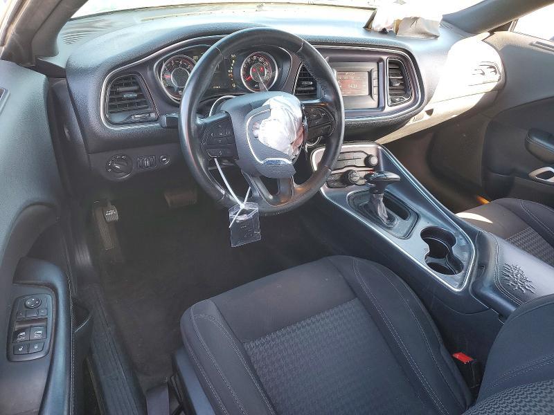 2016 Dodge Challenger sxt