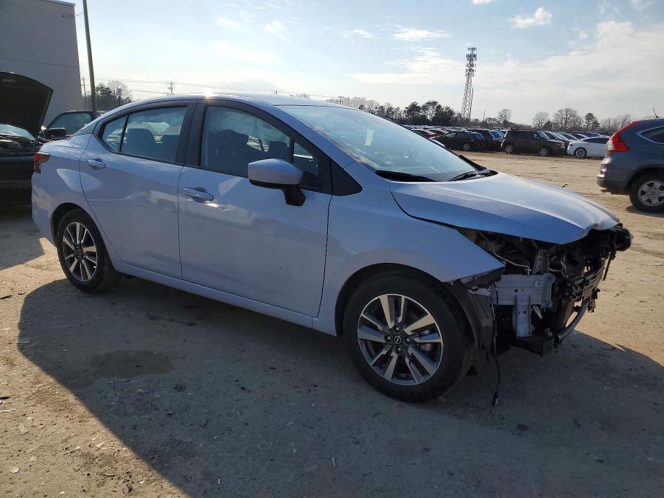 2024 Nissan Versa sv