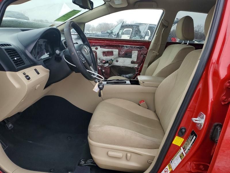 2013 Toyota Venza le