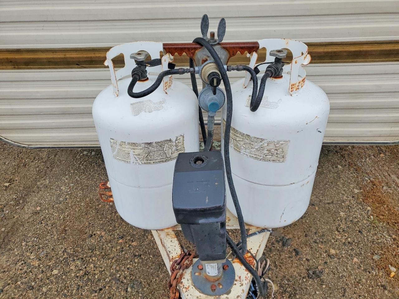 2000 Travel Trailer 2000 Camper