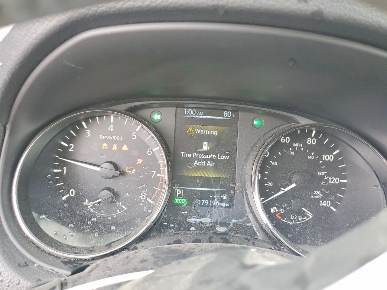 2017 Nissan Rogue sv