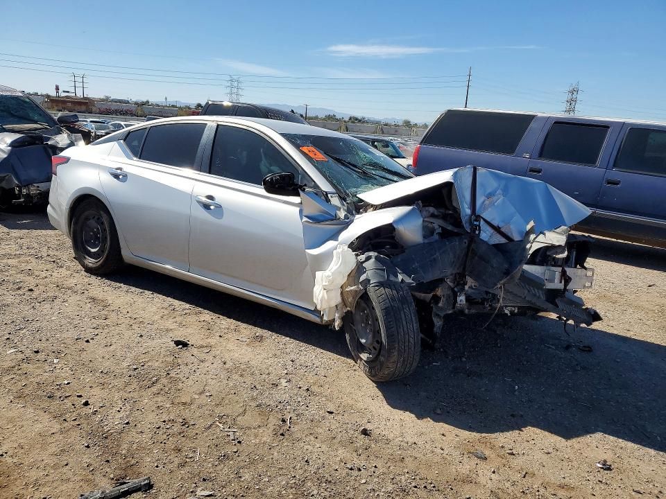 2020 Nissan Altima s