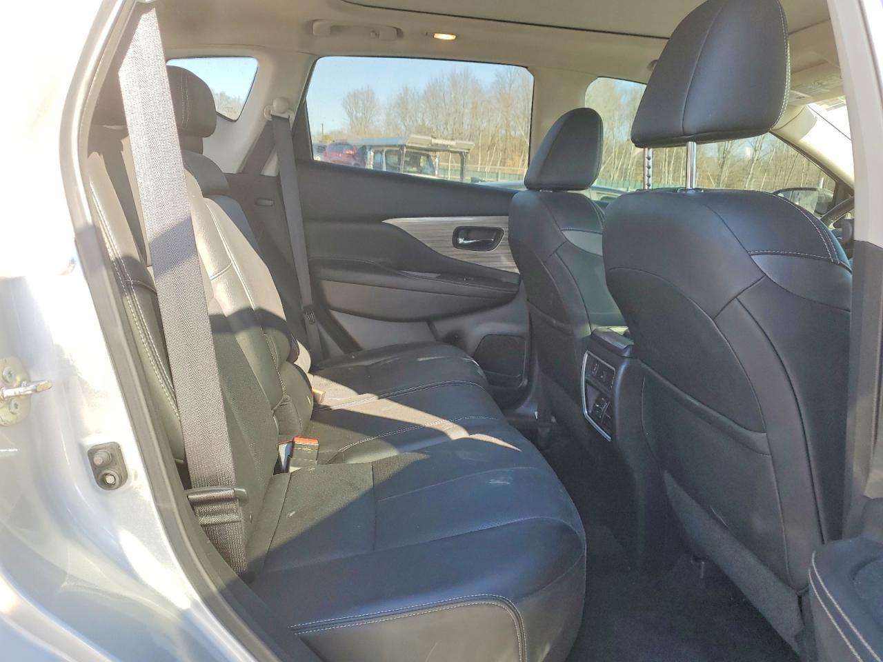 2018 Nissan Murano s