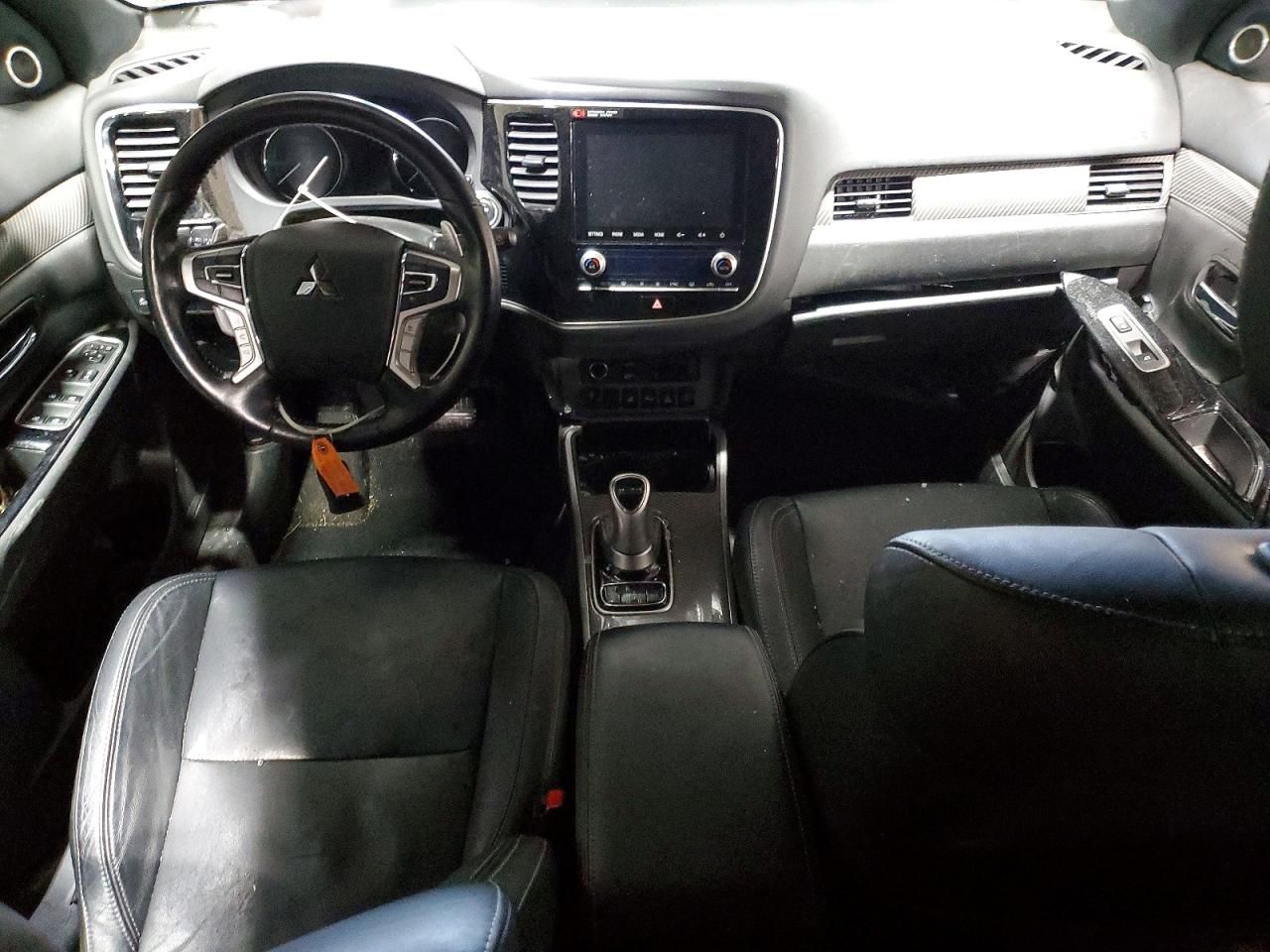 2020 Mitsubishi Outlander sel