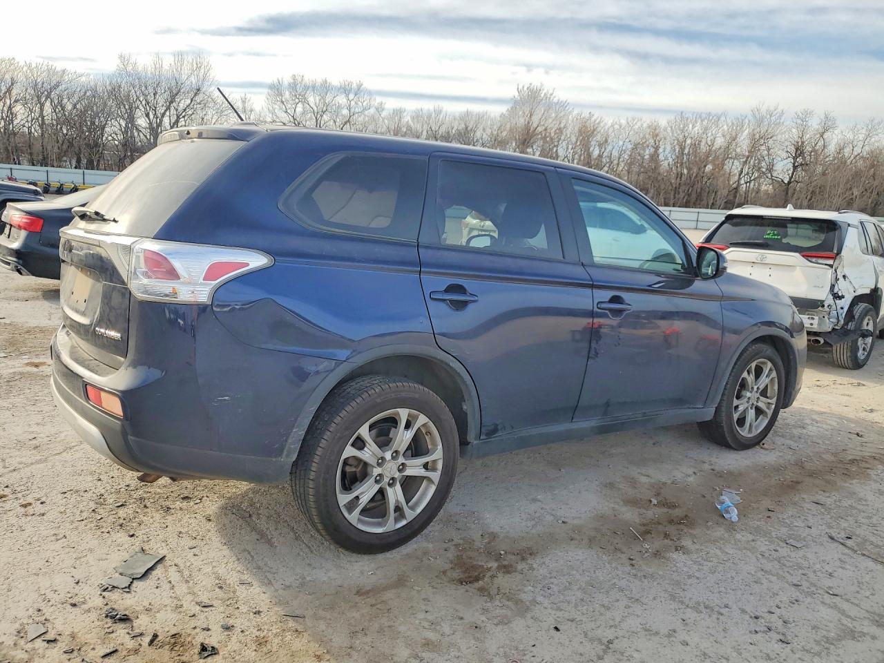 2015 Mitsubishi Outlander se