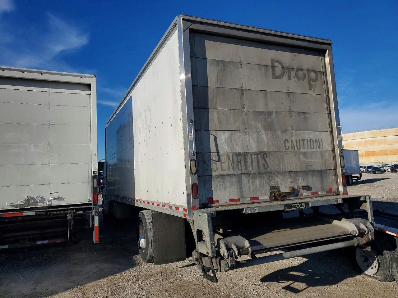 2017 Hino 258/268 BOX Truck