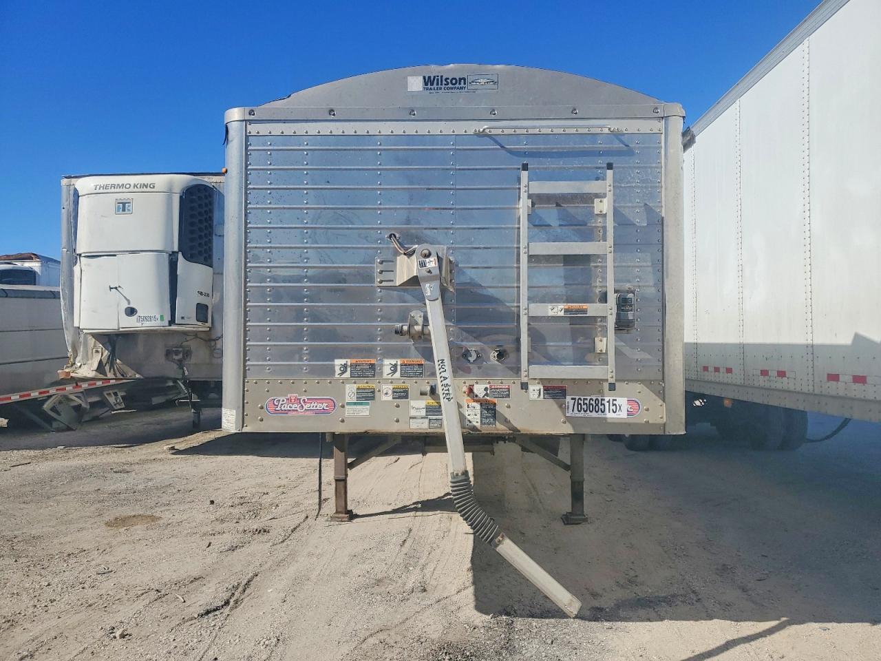 2014 Wilson DWH-500 Grain Trailer