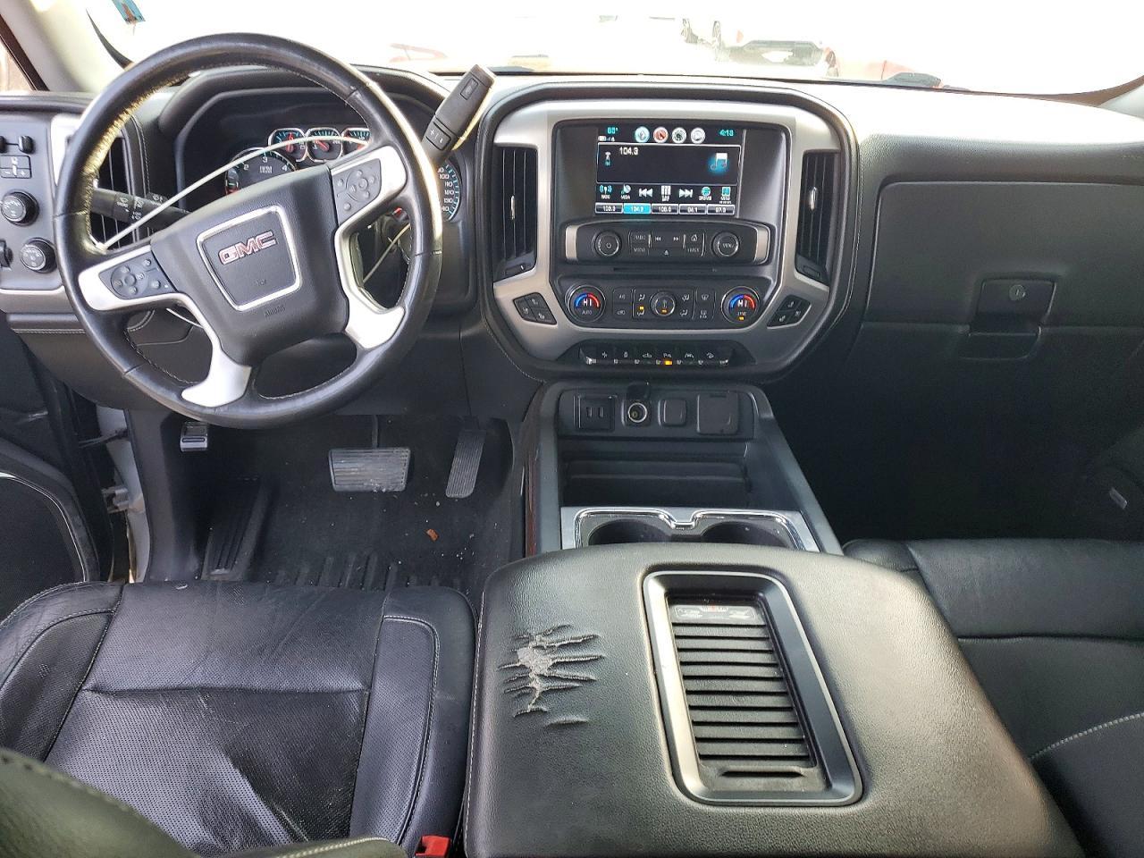 2017 GMC Sierra K1500 slt