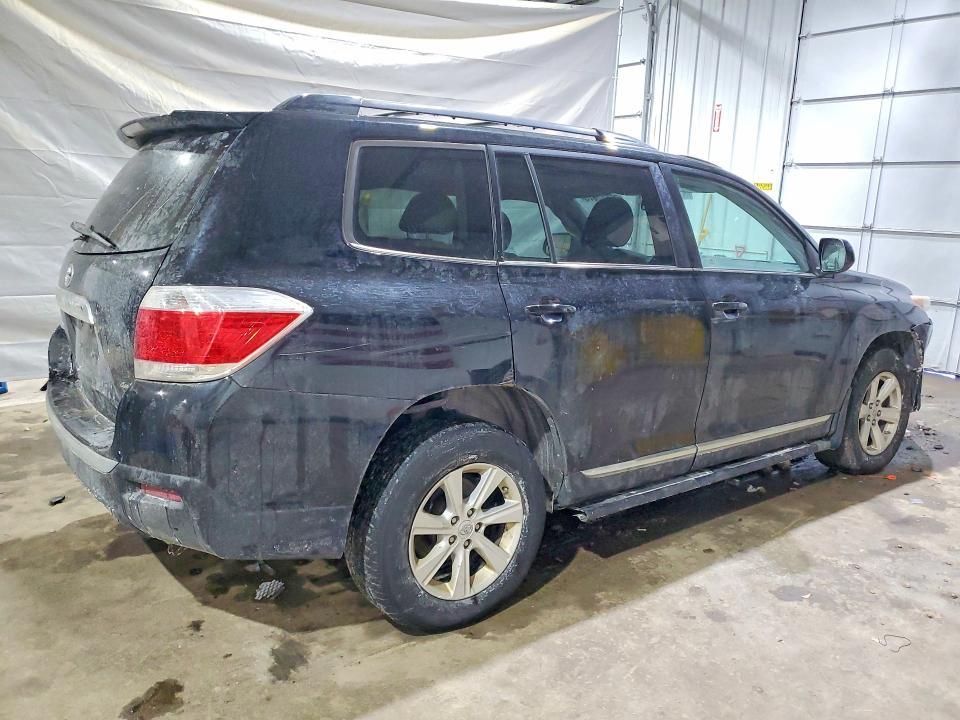 2013 Toyota Highlander se