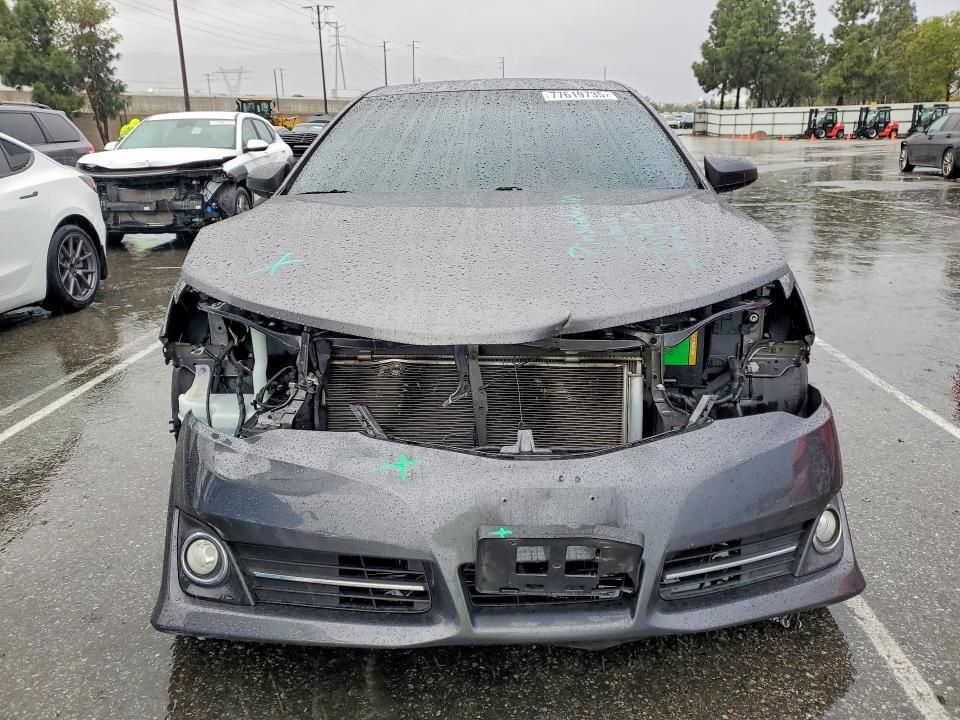 2013 Toyota Camry l