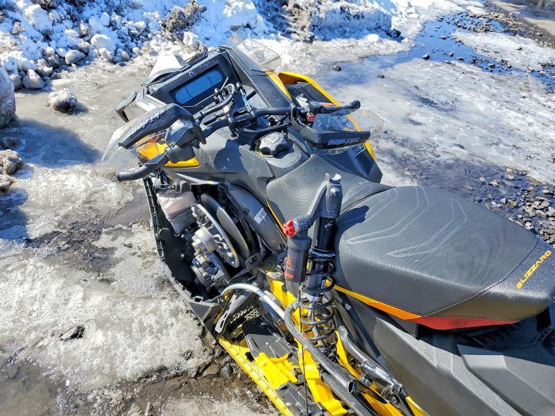2023 Skidoo MXZ Blizzard