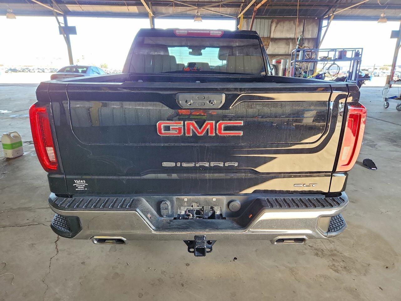 2023 GMC Sierra K1500 SLT