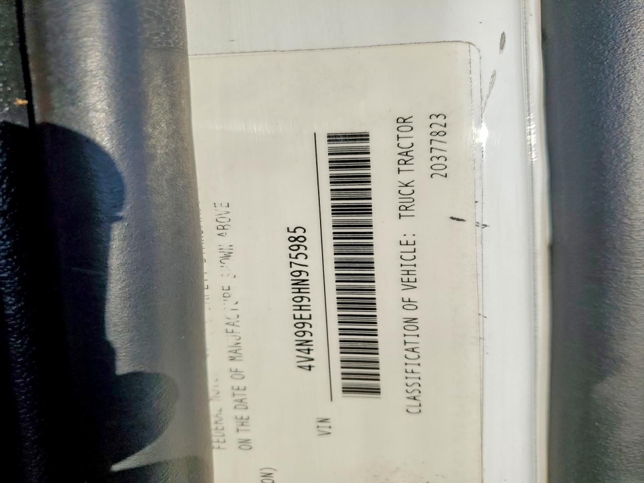 2017 Volvo VNL Semi Truck