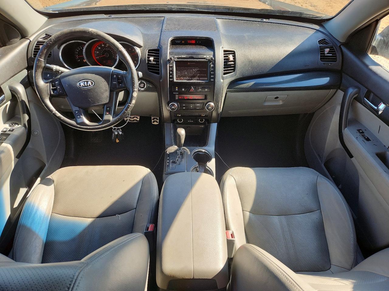 2011 KIA Sorento sx