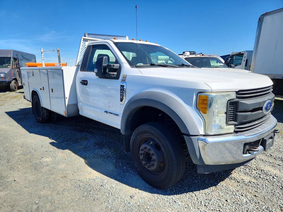 2017 Ford F450 Super Duty Utility / Service Truck