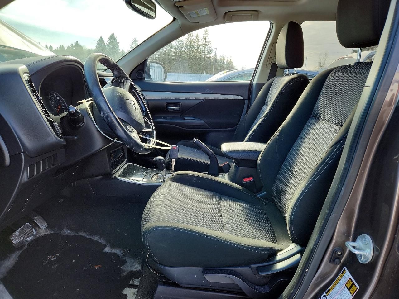 2018 Mitsubishi Outlander es