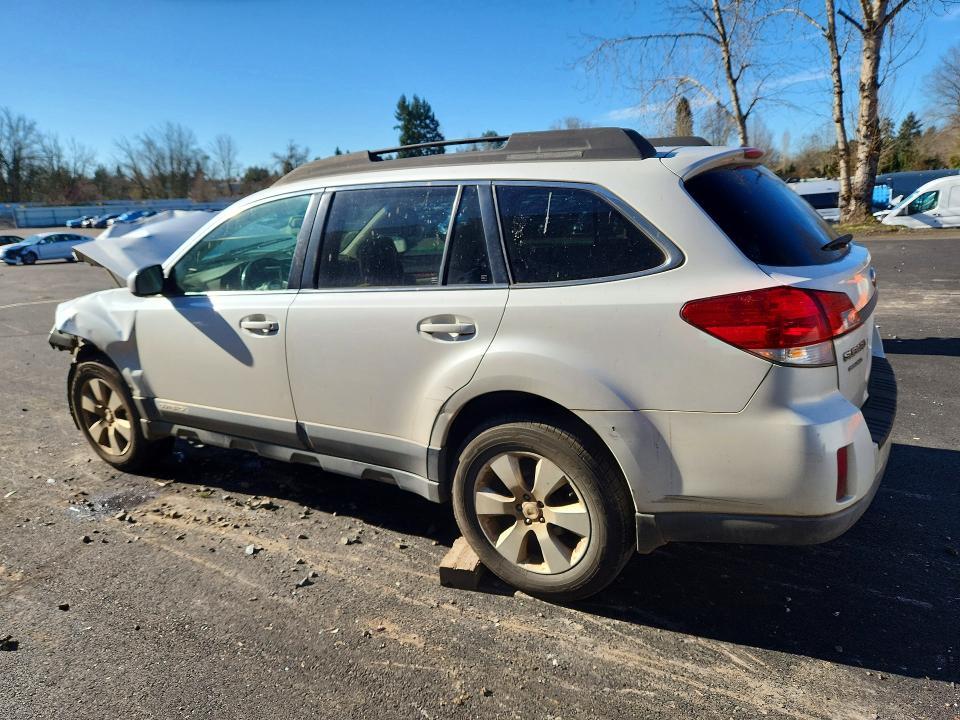 2010 Subaru Outback 2.5i Limited