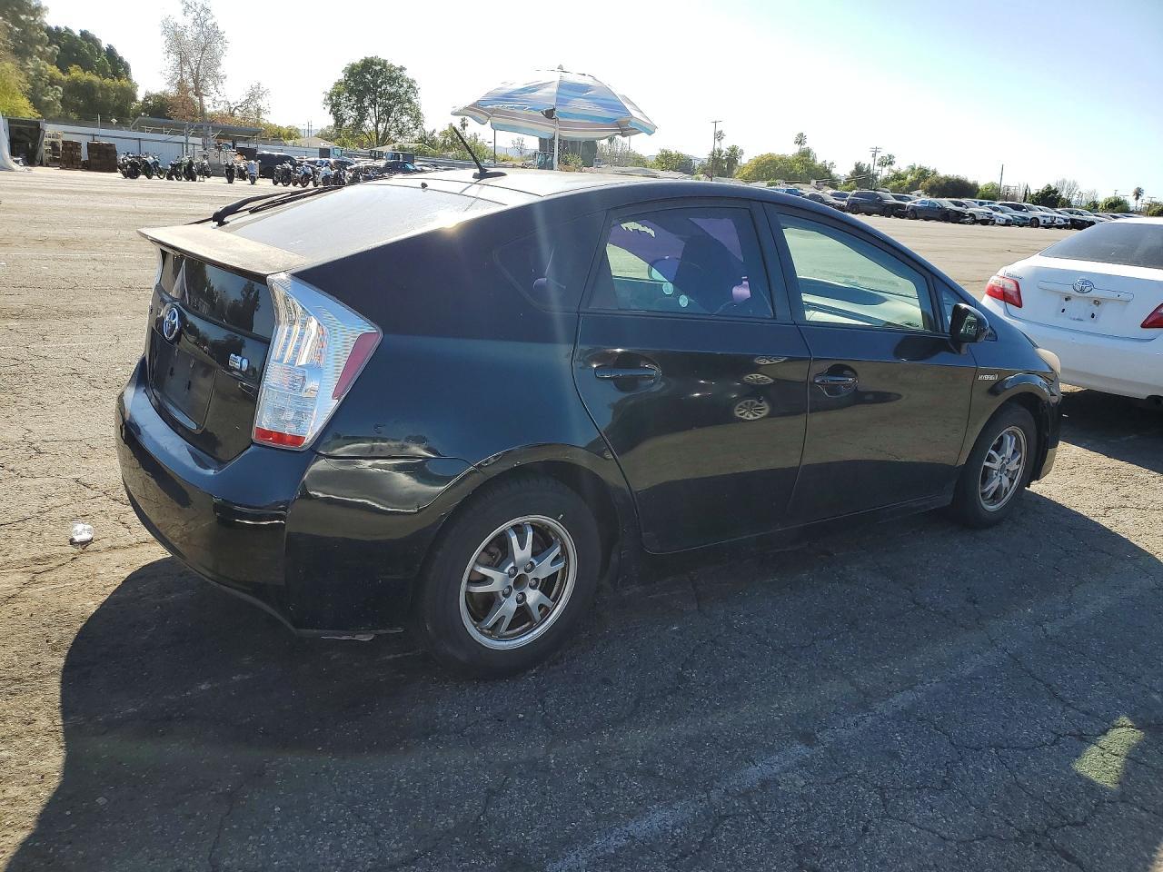 2011 Toyota Prius two