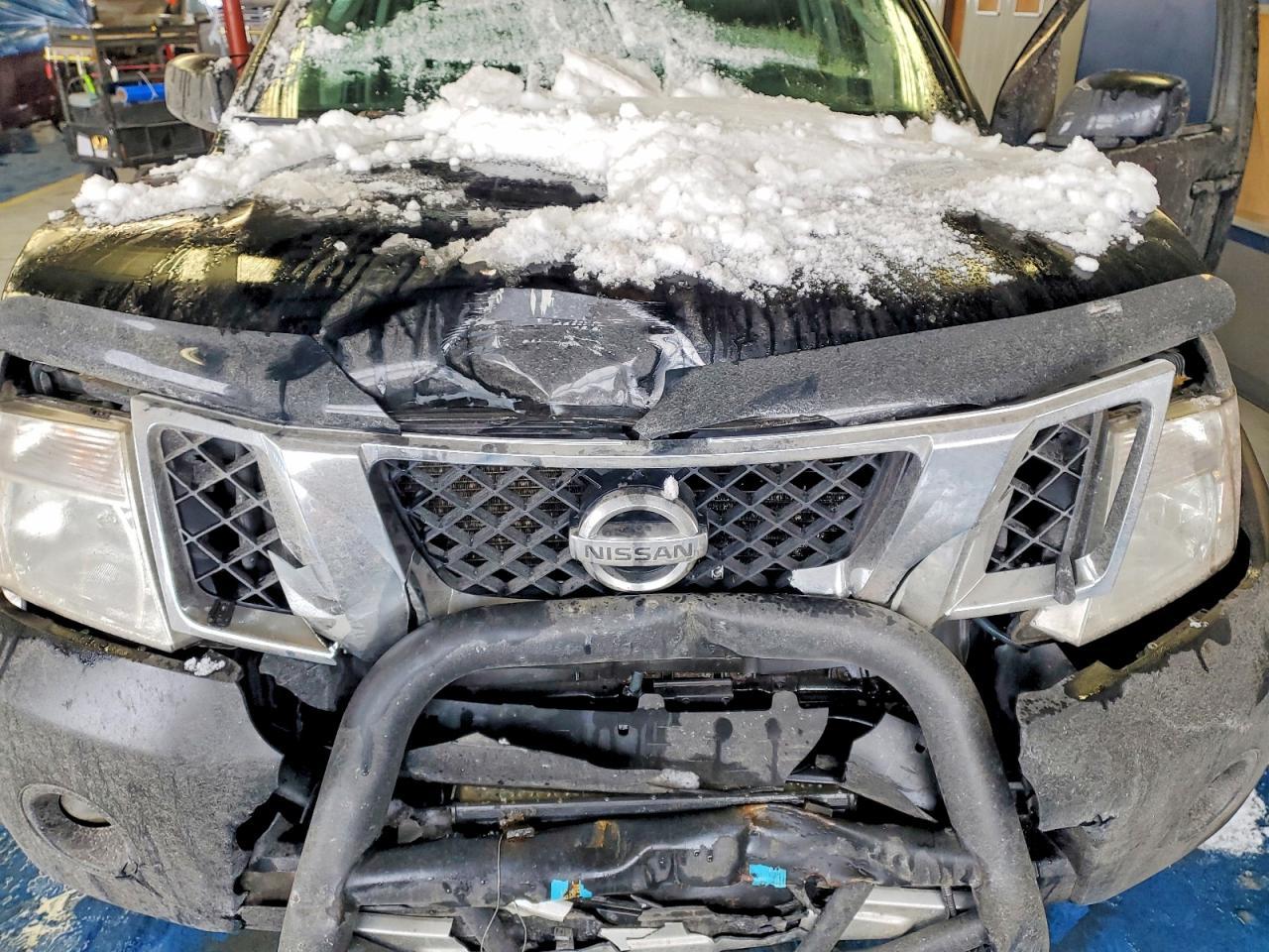 2010 Nissan Pathfinder s
