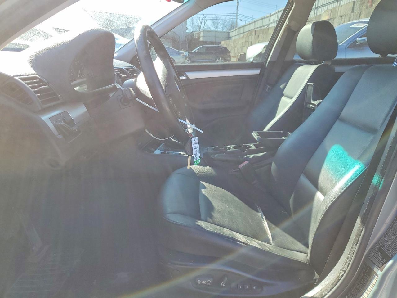 2004 BMW 325 i