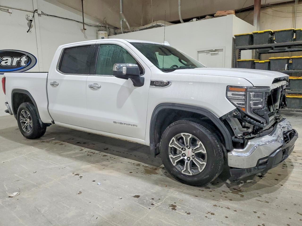 2025 GMC Sierra C1500 SLT