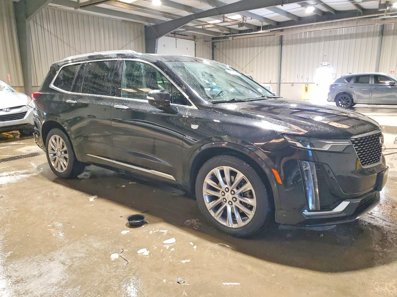 2022 Cadillac XT6 Premium Luxury
