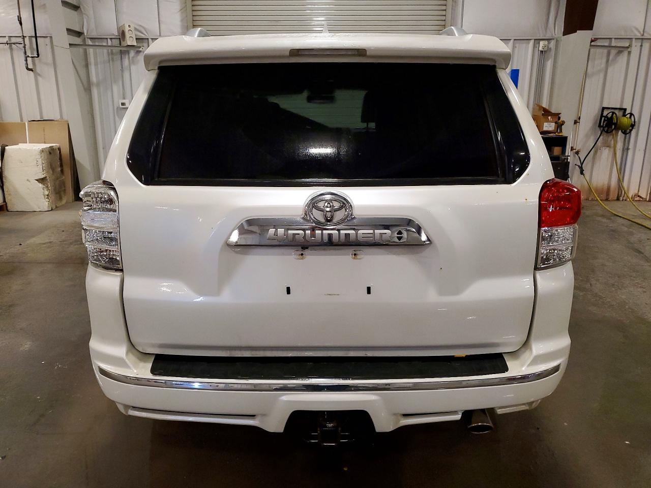 2013 Toyota 4runner SR5