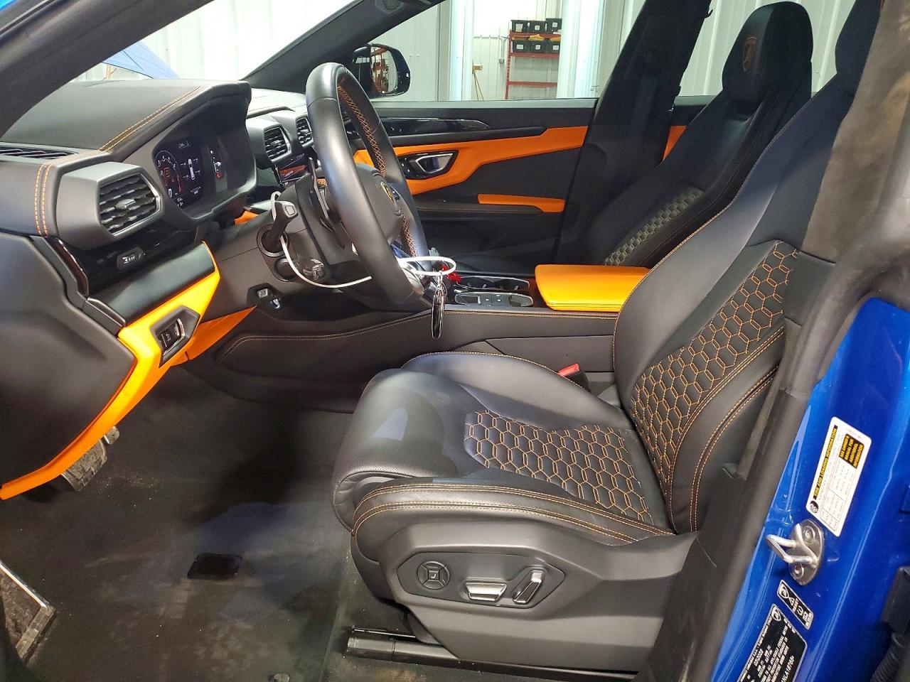 2022 Lamborghini Urus