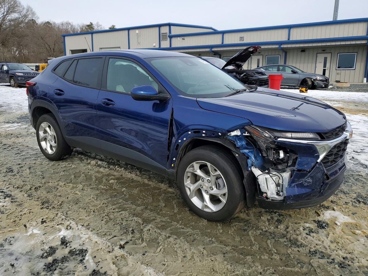 2024 Chevrolet Trax ls