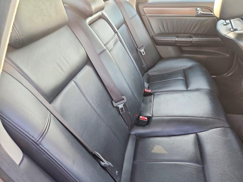 2010 Infiniti M35 Base