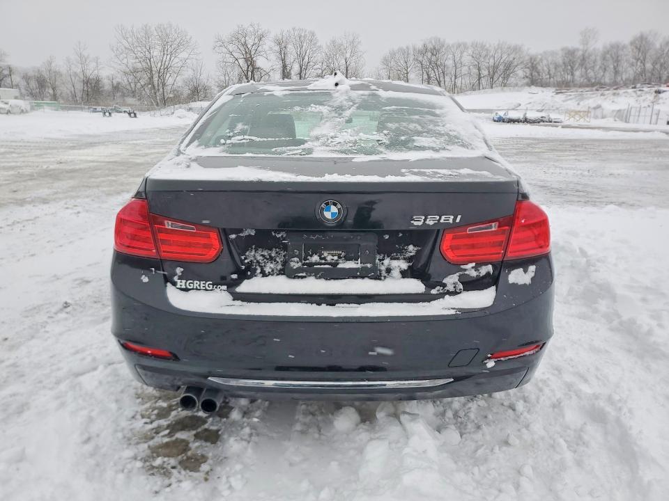 2013 BMW 328 i