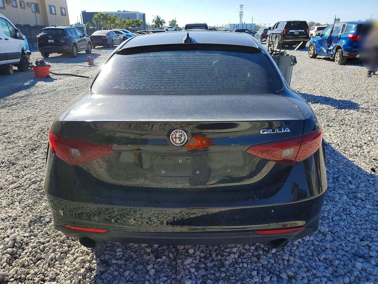 2017 Alfa Romeo Giulia Q4
