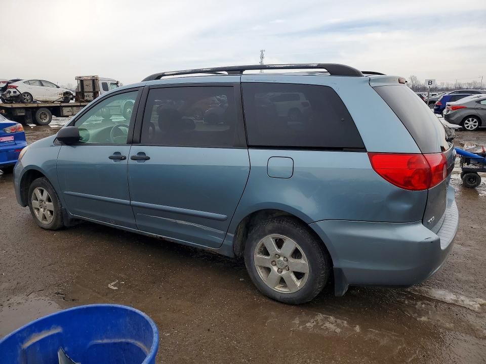 2009 Toyota Sienna ce
