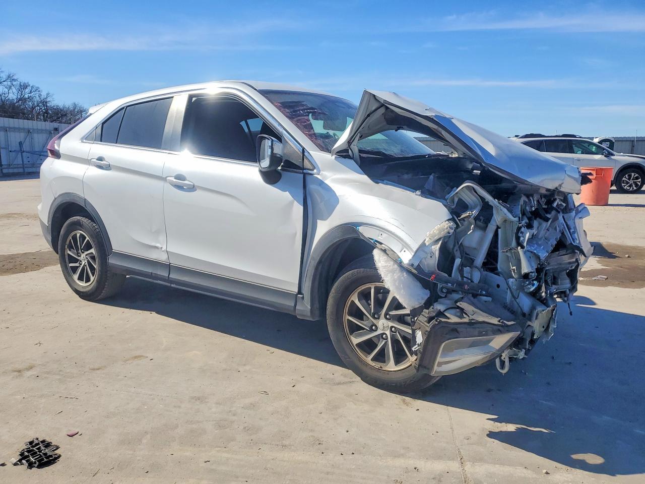 2022 Mitsubishi Eclipse Cross es