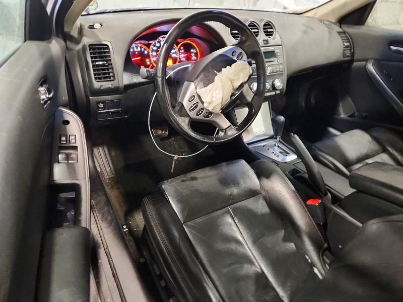 2009 Niss Altima