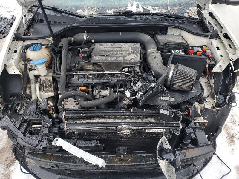 2013 Volkswagen Golf r