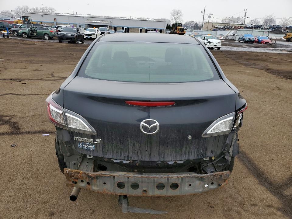 2013 Mazda 3 I