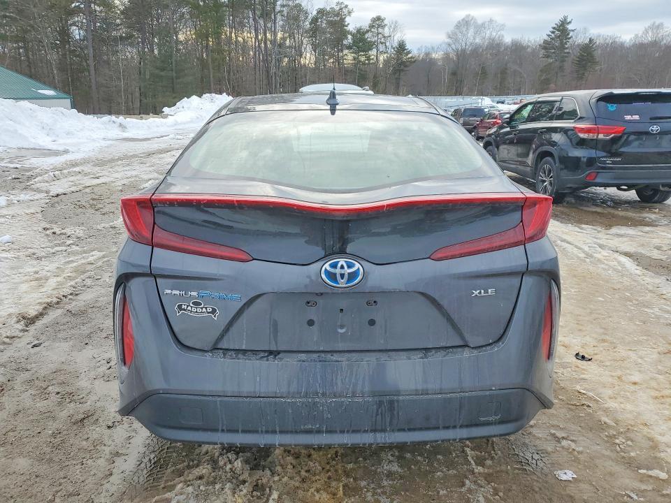 2020 Toyota Prius Prime le