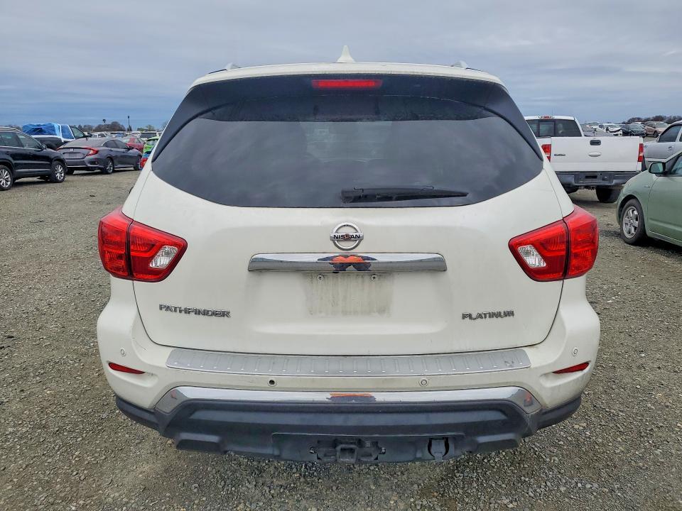2019 Nissan Pathfinder Platinum