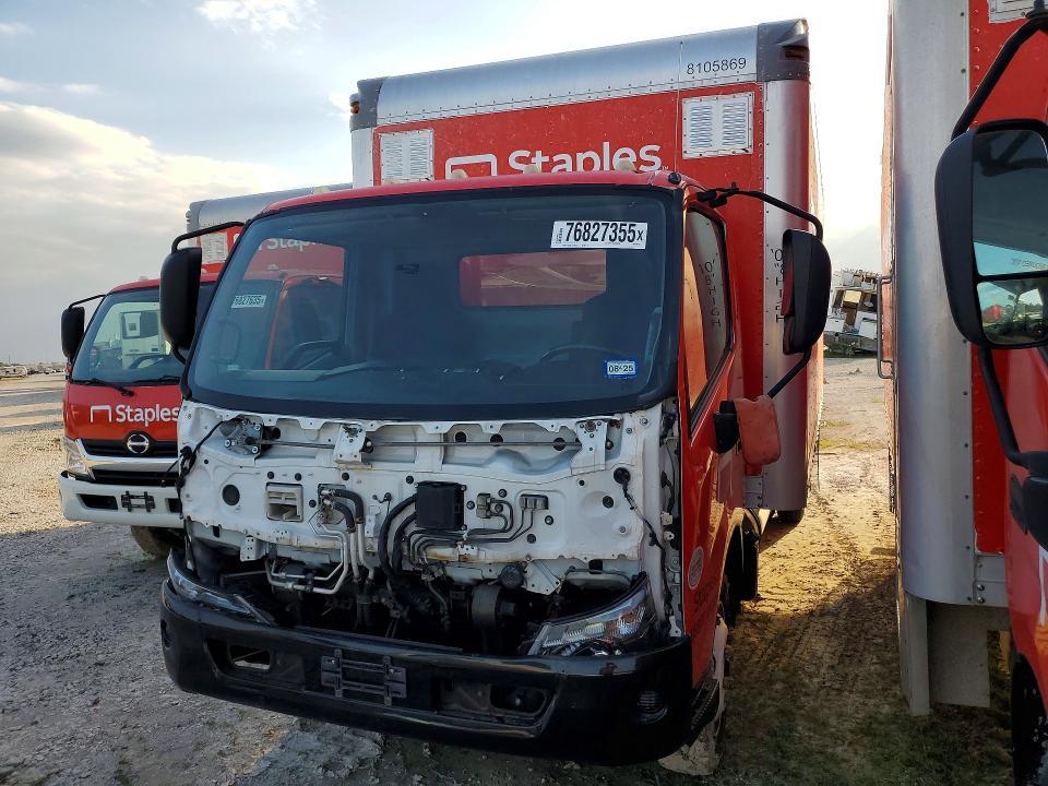 2018 Hino 195 BOX Truck