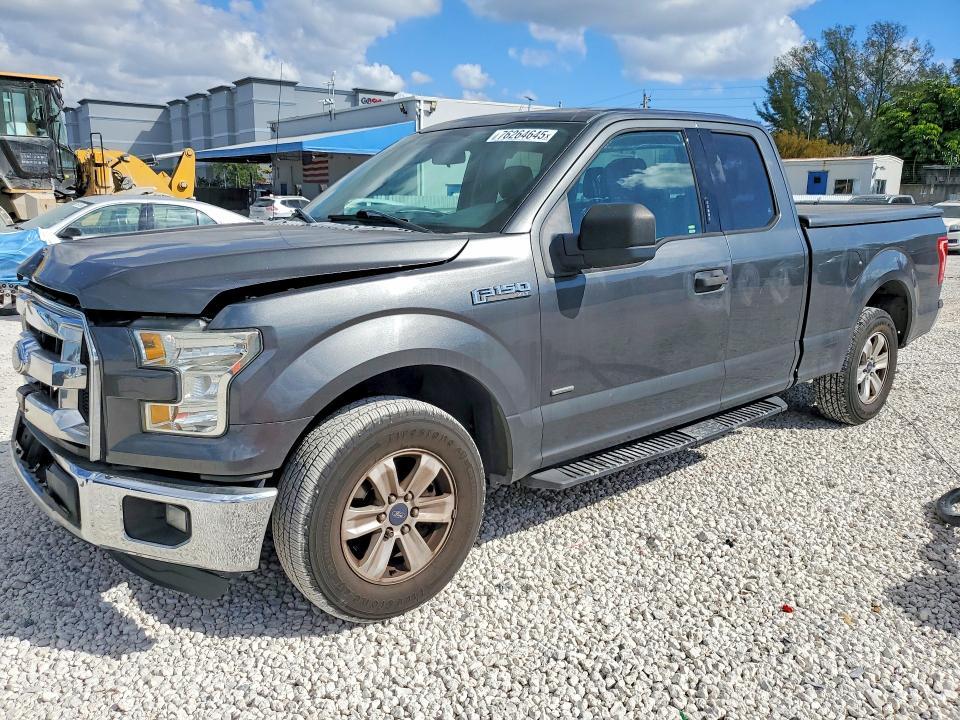 2016 Ford F150 Super cab