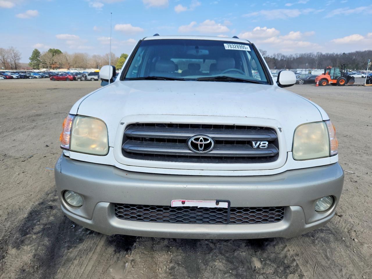 2004 Toyota Sequoia SR5